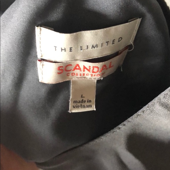 REPOSH: The Limited slinky top - Picture 3 of 4